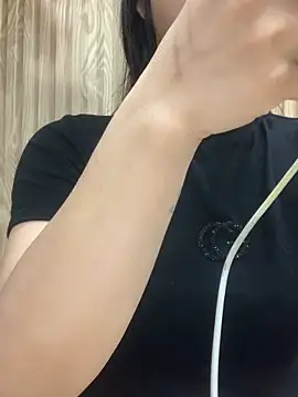 Tieuvi 18 online show from 10-21-25, 05:40