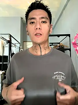 Snapshot of marz-z7-o chatting on 11-13-25, 05:44 marz-z7-o online show from 11-13-25, 05:44