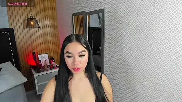 MOLLYSPENCER1 online show from 07-01-26, 06:52