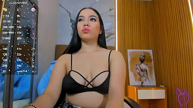 MOLLYSPENCER1 online show from 01-13-26, 07:07