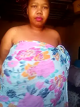 Snapshot of Curvycandy95 chatting on 09-22-25, 05:13 Curvycandy95 online show from 09-22-25, 05:13