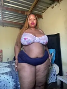 Snapshot of Curvycandy95 chatting on 07-14-26, 08:41 Curvycandy95 online show from 07-14-26, 08:41