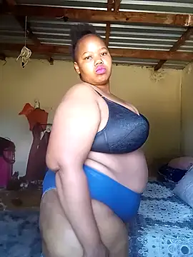 Snapshot of Curvycandy95 chatting on 10-05-25, 07:54 Curvycandy95 online show from 10-05-25, 07:54