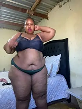 Snapshot of Curvycandy95 chatting on 07-24-26, 06:53 Curvycandy95 online show from 07-24-26, 06:53