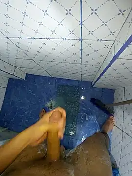 Snapshot of Exotic19cm chatting on 03-05-26, 10:48 Exotic19cm online show from 03-05-26, 10:48