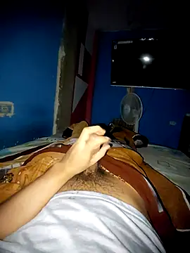 Snapshot of Exotic19cm chatting on 01-07-26, 07:24 Exotic19cm online show from 01-07-26, 07:24