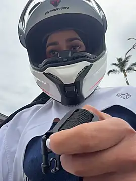 AlannaEvons online show from 04-08-26, 06:20