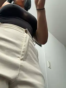 AlannaEvons online show from 02-13-26, 07:03