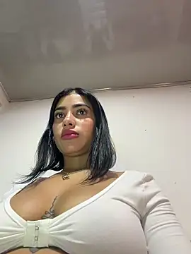 Snapshot of AlannaEvons chatting on 05-30-26, 08:36 AlannaEvons online show from 05-30-26, 08:36