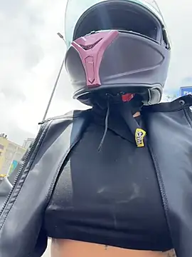 AlannaEvons online show from 02-20-26, 04:53