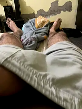 Snapshot of LOVE4GIRL chatting on 09-18-25, 07:06 LOVE4GIRL online show from 09-18-25, 07:06