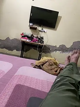 Snapshot of LOVE4GIRL chatting on 10-17-25, 10:39 LOVE4GIRL online show from 10-17-25, 10:39