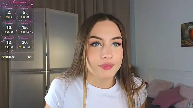 Moonlight1Sonata1 online show from 10-05-25, 09:33