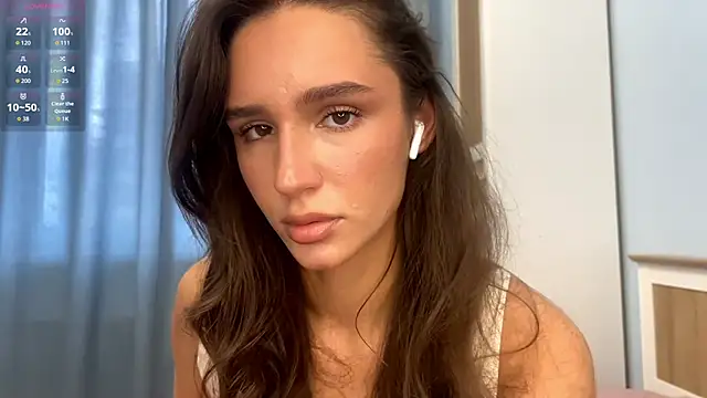 Snapshot of JerrieCham chatting on 09-27-25, 05:24 JerrieCham online show from 09-27-25, 05:24