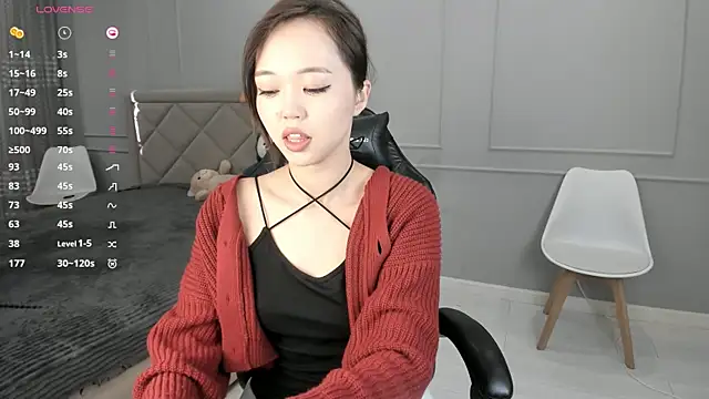 Yunleah online show from 10-07-25, 02:45