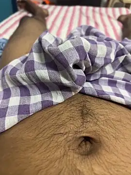 usermood2000 online show from 10-18-25, 06:59