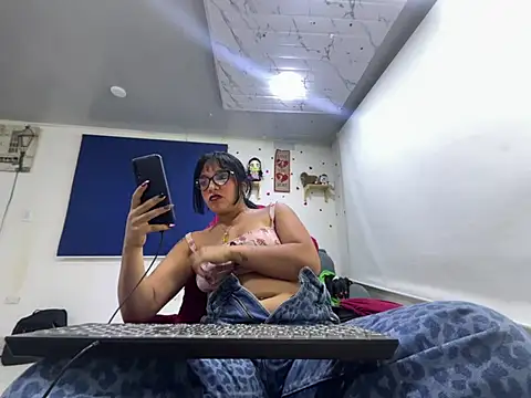 Snapshot of amanne_misa chatting on 07-09-26, 12:00 amanne misa online show from 07-09-26, 12:00