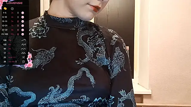 ChaeTrier online show from 10-22-25, 04:06