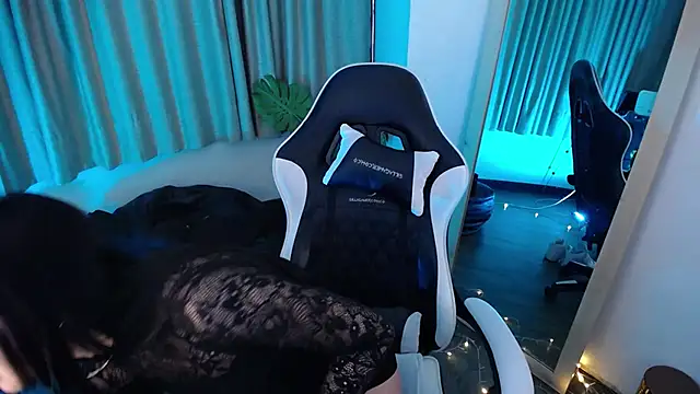 athenea fox online show from 11-29-25, 07:25