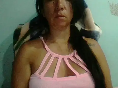 Snapshot of vulmamaria chatting on 09-20-25, 12:21 vulmamaria online show from 09-20-25, 12:21