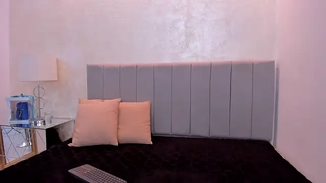 kendall roous online show from 09-10-25, 07:57