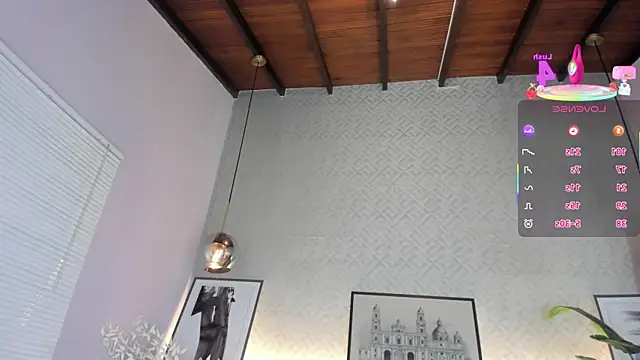 Snapshot of SolAvelar chatting on 02-14-26, 02:45 SolAvelar online show from 02-14-26, 02:45