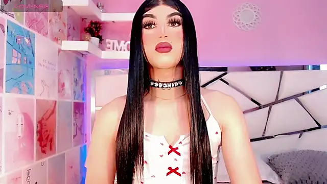 Miacuteee online show from 09-22-25, 08:37