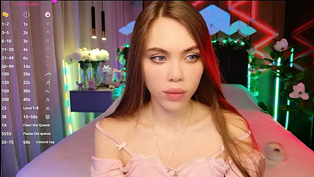 MimiFors online show from 10-18-25, 01:24