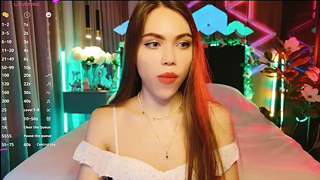 MimiFors online show from 09-29-25, 04:23