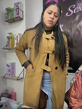 -Mia1 online show from 02-05-26, 12:01