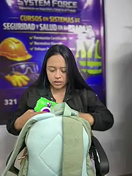 -Mia1 online show from 03-11-26, 12:10