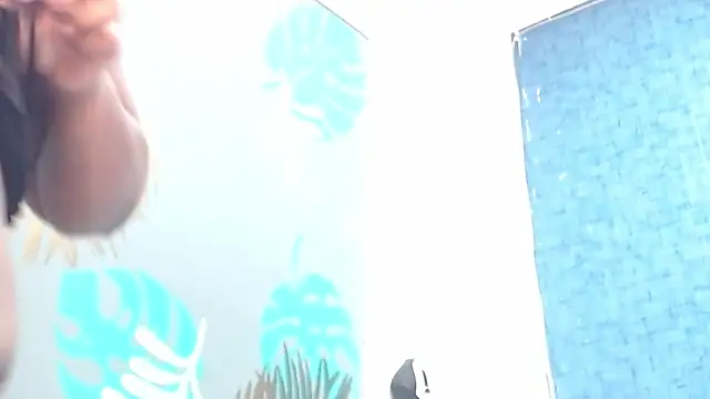 isabella brown1 online show from 11-17-25, 11:25