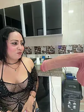Snapshot of Victoriia_Queen chatting on 05-15-26, 08:40 Victoriia Queen online show from 05-15-26, 08:40
