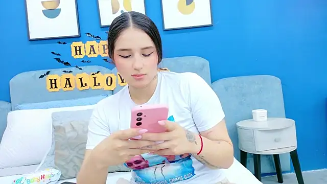 Ashley Evans22 online show from 10-23-25, 08:18