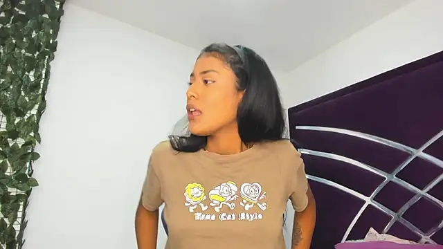 Snapshot of babilett chatting on 02-12-26, 01:38 babilett online show from 02-12-26, 01:38