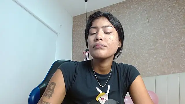 Snapshot of babilett chatting on 10-07-25, 11:55 babilett online show from 10-07-25, 11:55