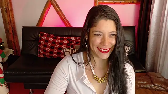 sofiia diaz0805 online show from 12-15-25, 08:03