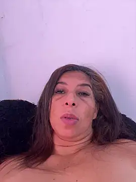 Snapshot of maleja23 chatting on 02-08-26, 02:04 maleja23 online show from 02-08-26, 02:04