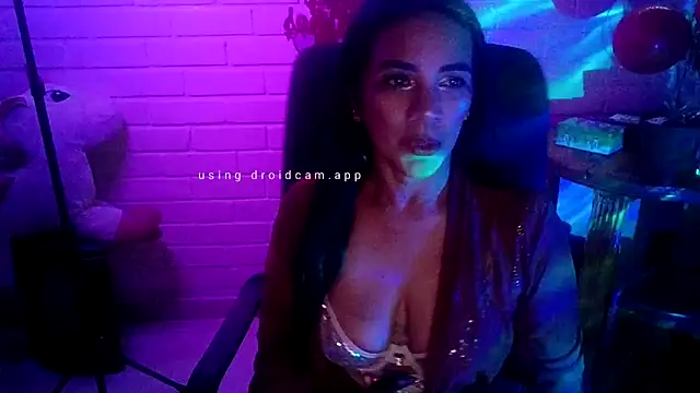 Snapshot of MiiaVelasquez chatting on 02-10-26, 04:11 MiiaVelasquez online show from 02-10-26, 04:11