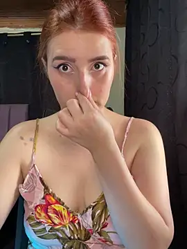 CoraVibes online show from 10-30-25, 12:03