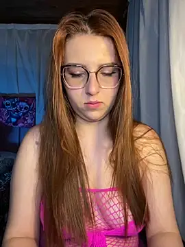 CoraVibes online show from 02-18-26, 12:23