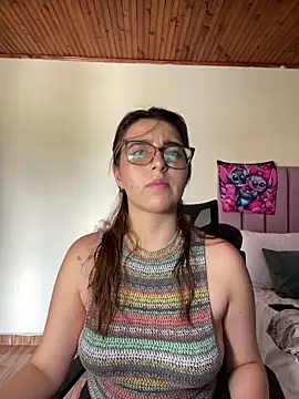 CoraVibes online show from 09-10-25, 07:57