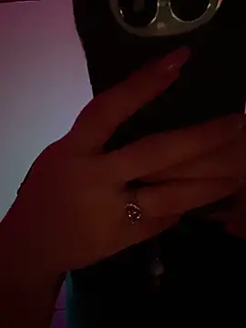 CoraVibes online show from 11-06-25, 11:58