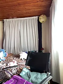 CoraVibes online show from 03-15-26, 12:45