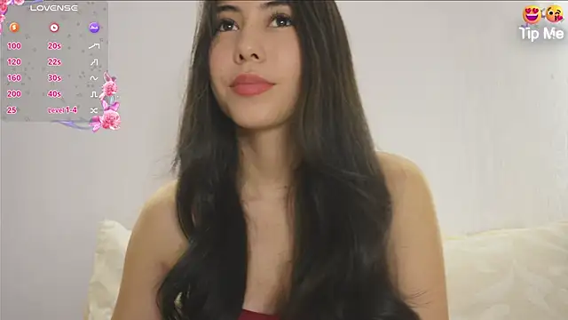 Snapshot of Roxybeautyy chatting on 09-23-25, 10:28 Roxybeautyy online show from 09-23-25, 10:28