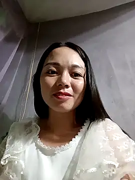 Snapshot of Sophia-pusy chatting on 10-15-25, 11:24 Sophia-pusy online show from 10-15-25, 11:24