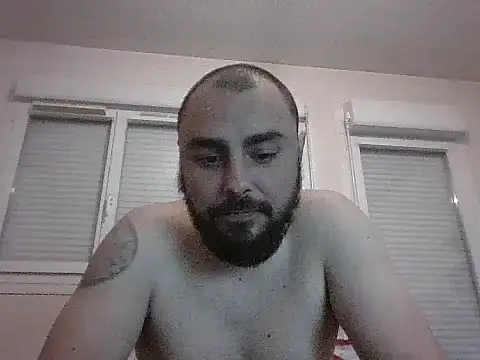 Snapshot of Adeptedufist chatting on 05-15-26, 01:14 Adeptedufist online show from 05-15-26, 01:14