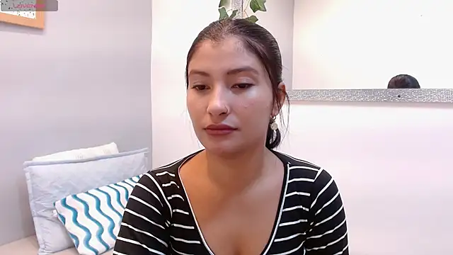 Snapshot of louis_k chatting on 07-24-26, 11:28 louis k online show from 07-24-26, 11:28