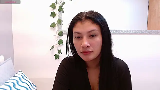 Snapshot of louis_k chatting on 05-12-26, 11:27 louis k online show from 05-12-26, 11:27