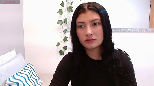 Snapshot of louis_k chatting on 05-20-26, 11:29 louis k online show from 05-20-26, 11:29